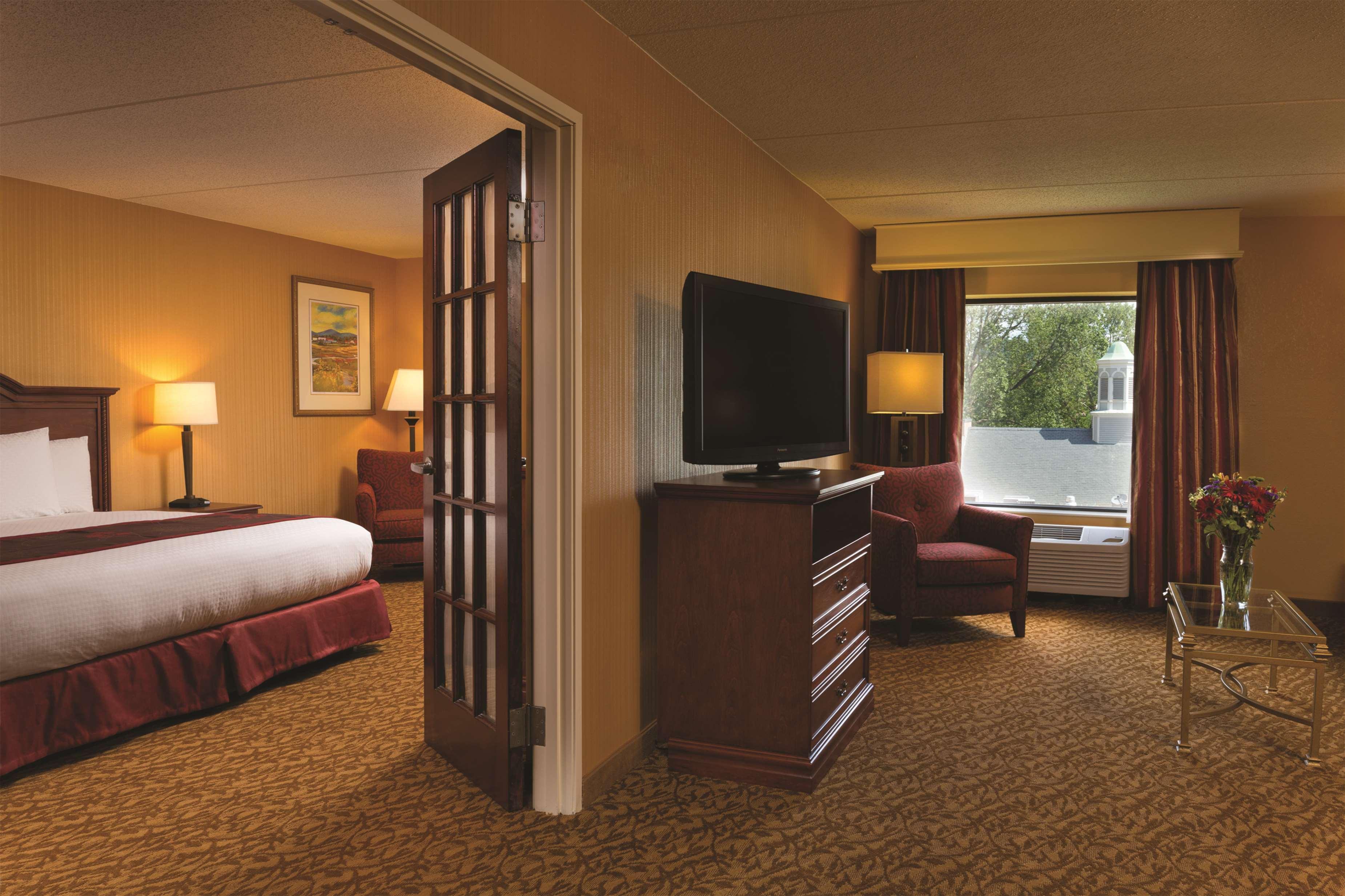 Doubletree By Hilton Biltmore/asheville Hotel
