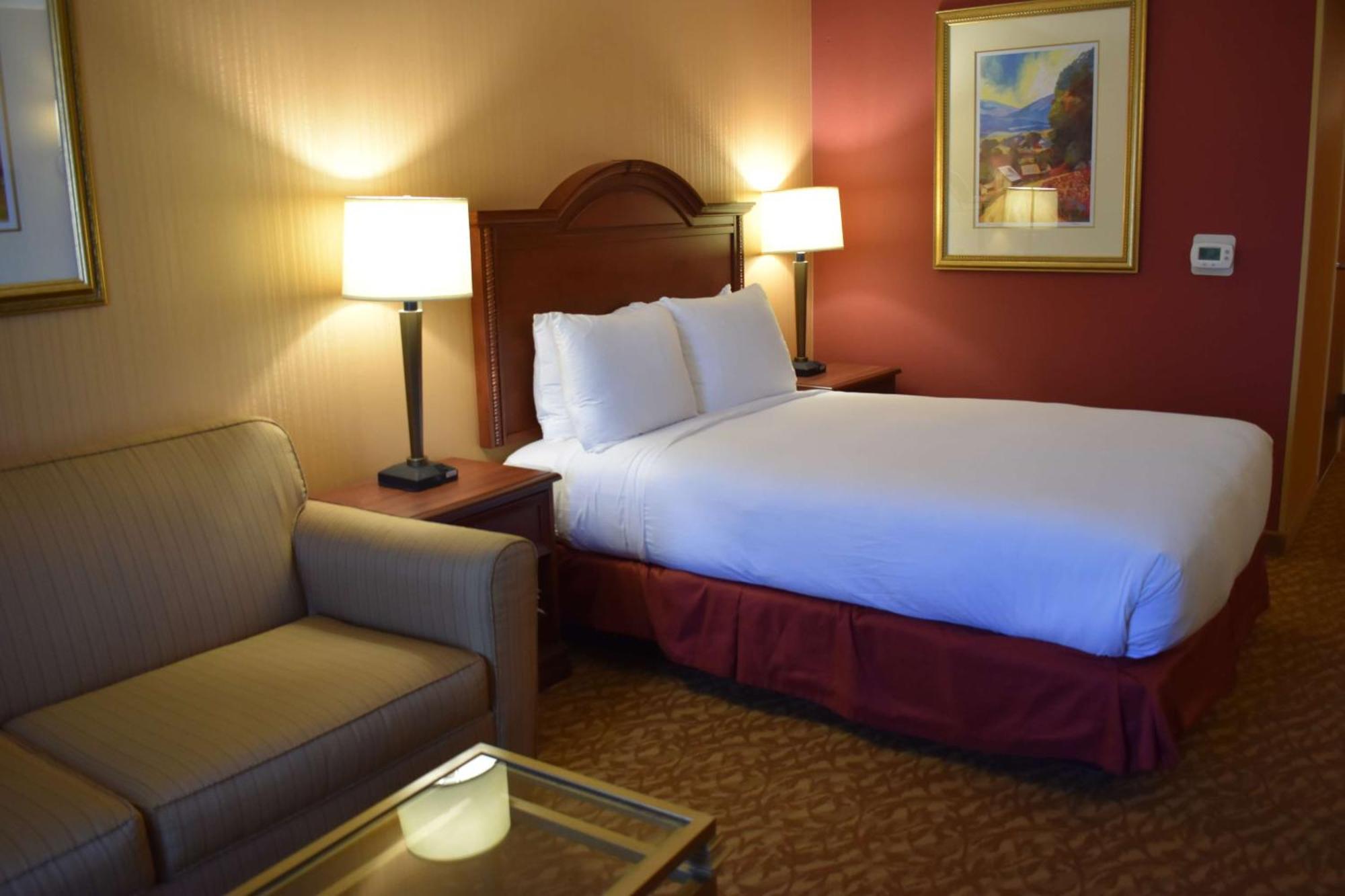 Doubletree By Hilton Biltmore/asheville Hotel